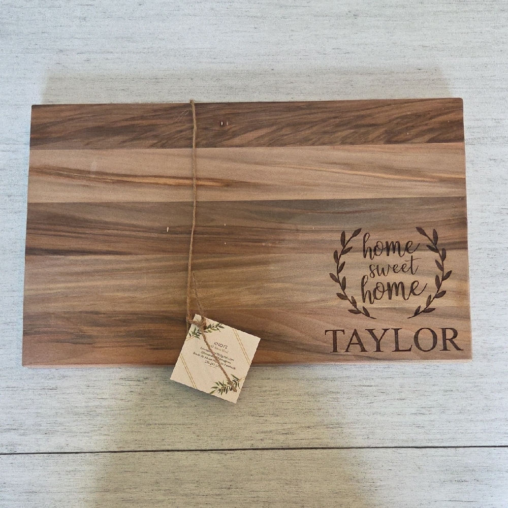 "Taylor" Personalized Wooden Cutting Board